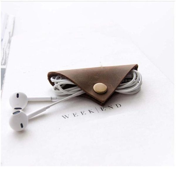 genuine leather earphone cable winder wrapped cord line plug bobbin winder clip holder wrap wire organizer wirding thr jllykl 
genuine leather earphone cable winder wrapped cord line plug bobbin winder clip holder wrap wire organizer wirding thr jllykl
