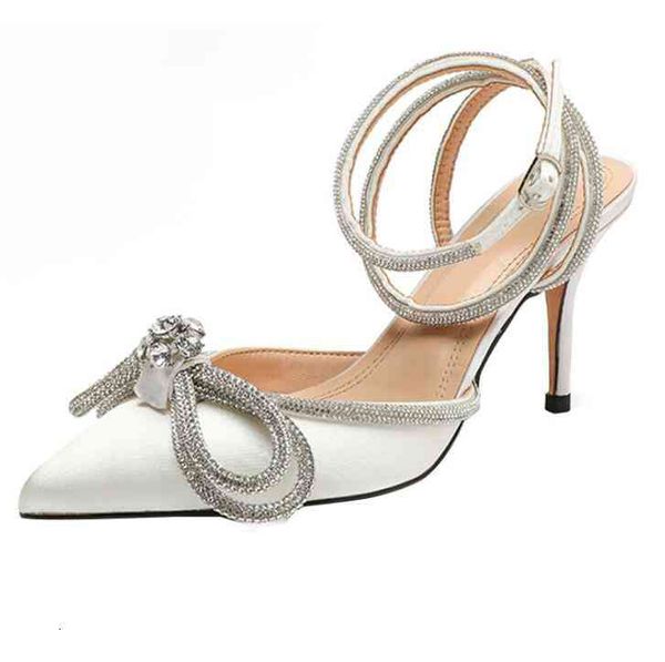dress shoes fashion igh heel sandal butterfly studded leather sandals with fine size 34-40, Black
dress shoes fashion igh heel sandal butterfly studded leather sandals with fine size 34-40, Black