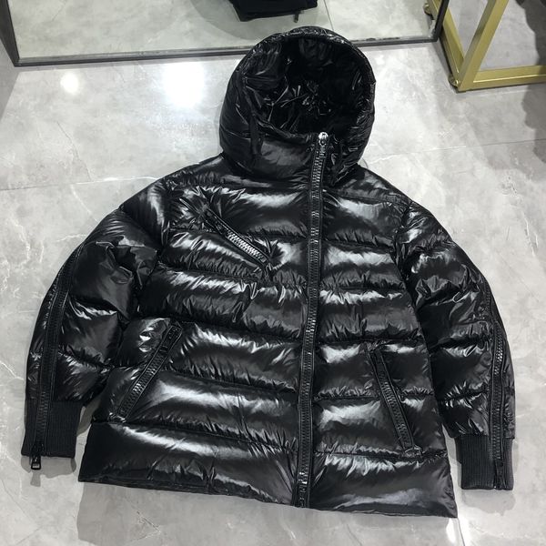 men women down coat parkas with 90% down warm light-weight comfortable black color with black pink lining 3 size
men women down coat parkas with 90% down warm light-weight comfortable black color with black pink lining 3 size