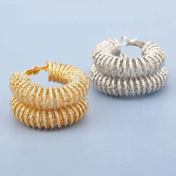 vintage thread spring round hoop earrings for women trendy metal maxi gold color hip-hop earrings jewelry wedding party gift, Golden;silver
vintage thread spring round hoop earrings for women trendy metal maxi gold color hip-hop earrings jewelry wedding party gift, Golden;silver