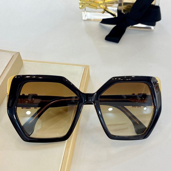 0482 new advanced ladies sunglasses use sheet leg monocle square glasses anti-uv400 lens avant-garde glasses send box, White;black
0482 new advanced ladies sunglasses use sheet leg monocle square glasses anti-uv400 lens avant-garde glasses send box, White;black