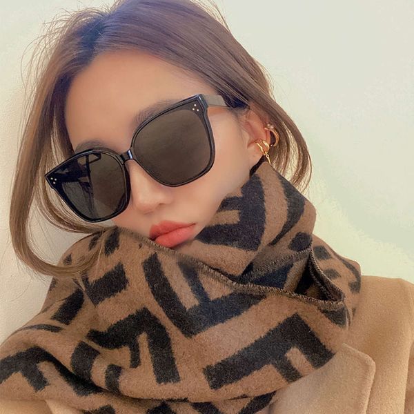 sunglasses korean 2021 women's new gm large frame round face net red street p anti ultraviolet tide brand sunglasses, White;black
sunglasses korean 2021 women's new gm large frame round face net red street p anti ultraviolet tide brand sunglasses, White;black