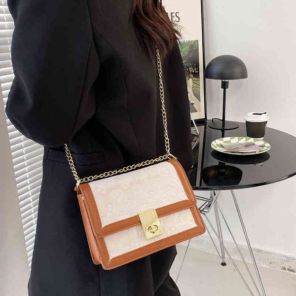 2022 factory wholesale women's frosted embossed messenger trend fashion chain multi-layer pocket small square bag shls
2022 factory wholesale women's frosted embossed messenger trend fashion chain multi-layer pocket small square bag shls