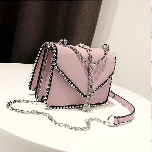 сеть женского crossbody сумка 2020 новые плечевая небольшая кисточка rivet сумка мода путешествие телефона кошелек сумка a41-76
сеть женского crossbody сумка 2020 новые плечевая небольшая кисточка rivet сумка мода путешествие телефона кошелек сумка a41-76