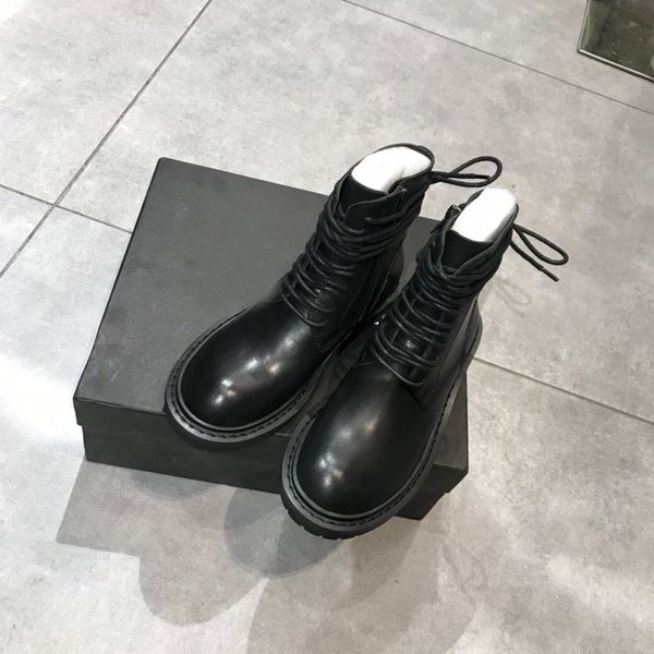 высокое качество 2020 короткие сапоги новые кожаные мартин сапоги женские все виды низкой пятки узелок женщин обувь обувь, Black 
высокое качество 2020 короткие сапоги новые кожаные мартин сапоги женские все виды низкой пятки узелок женщин обувь обувь, Black