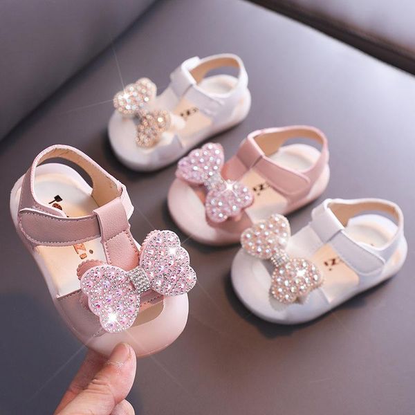 1-3 years baby girl toddler sandals with rhinestone bow 2021 summer toddler girls walking shoes soft bottom infant first walkers 
1-3 years baby girl toddler sandals with rhinestone bow 2021 summer toddler girls walking shoes soft bottom infant first walkers