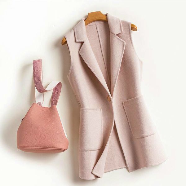 2021 new spring female autumn wool vests solid sleeveless vest pockets half long jackets y221 537s, Black;white
2021 new spring female autumn wool vests solid sleeveless vest pockets half long jackets y221 537s, Black;white