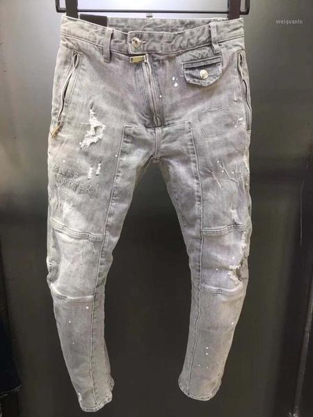 2020 new fashion ripped italian style jeans men patchwork hollow out printed beggar cropped pants man cowboys demin pants male1, Blue
2020 new fashion ripped italian style jeans men patchwork hollow out printed beggar cropped pants man cowboys demin pants male1, Blue