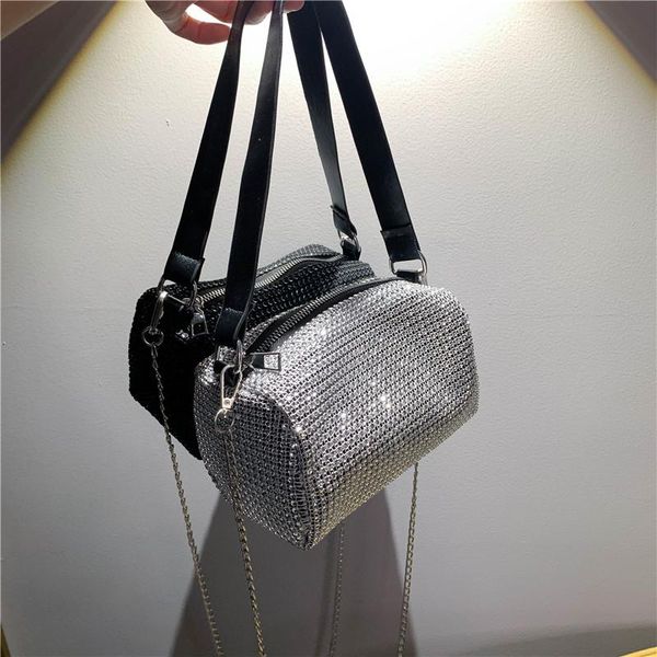 women's rhinestone diagonal small bag 2020 super net red same model shiny chain shoulder bag
women's rhinestone diagonal small bag 2020 super net red same model shiny chain shoulder bag