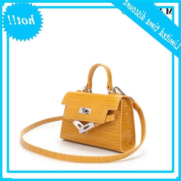 maidudu 2020 new kaili mini candy color stone grain small bag women's one shoulder messenger
maidudu 2020 new kaili mini candy color stone grain small bag women's one shoulder messenger