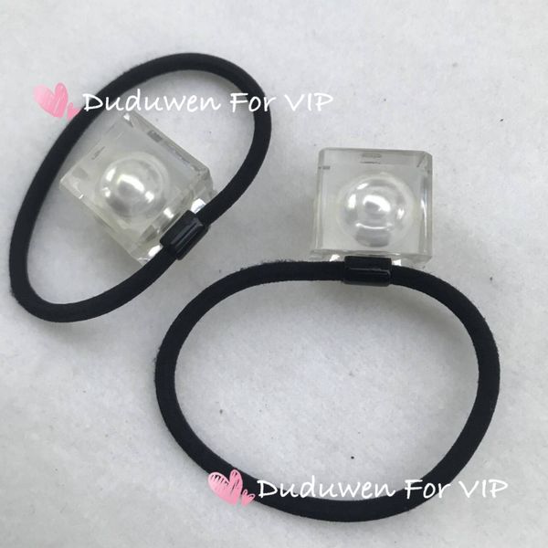 2cmx2cm block inside pearl hair rope fashion hair band party gift fashion hair tie c marks duduvip
2cmx2cm block inside pearl hair rope fashion hair band party gift fashion hair tie c marks duduvip
