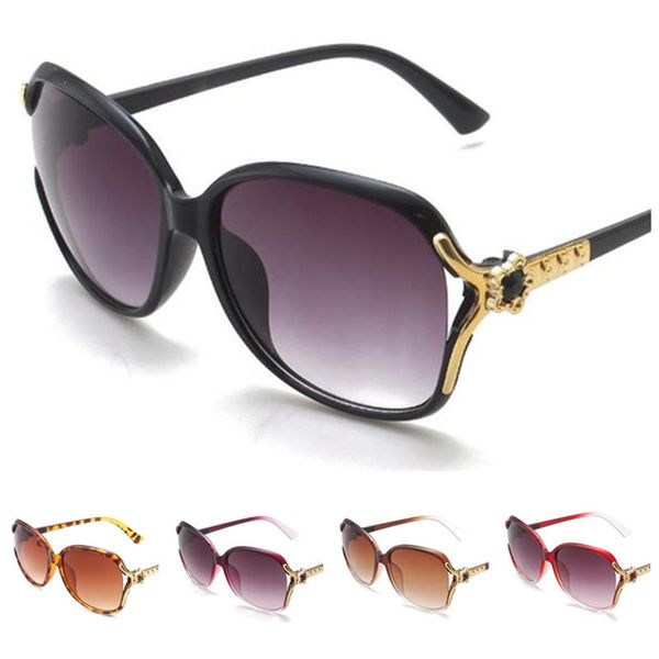 classic wome sunglasses all-match sun glasses hollow design eyeglasses anti-uv spectacles oversize frame eyewear adumbral a, White;black
classic wome sunglasses all-match sun glasses hollow design eyeglasses anti-uv spectacles oversize frame eyewear adumbral a, White;black