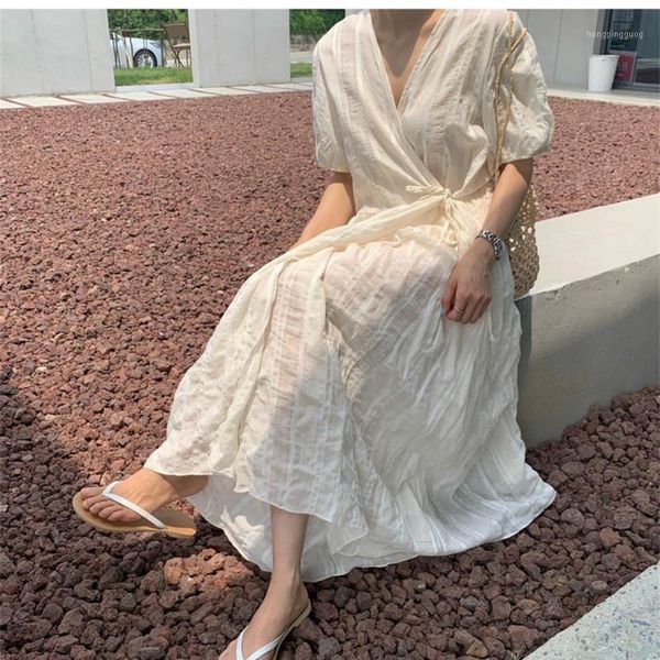 2020 women summer v neck loose long wrap dress pleated fabric sashes lacing up puff sleeve midi dresses1, Black;gray
2020 women summer v neck loose long wrap dress pleated fabric sashes lacing up puff sleeve midi dresses1, Black;gray