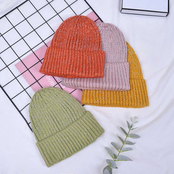 new autumn and winter children's korean network red tide versatile sweet outdoor luminous leisure personality warm cover hat, Black;green
new autumn and winter children's korean network red tide versatile sweet outdoor luminous leisure personality warm cover hat, Black;green