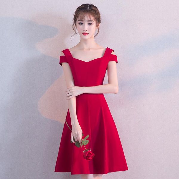casual dresses 2021 bride toast suit short bridesmaid banquet red party dress vestido plus size, Black;gray
casual dresses 2021 bride toast suit short bridesmaid banquet red party dress vestido plus size, Black;gray