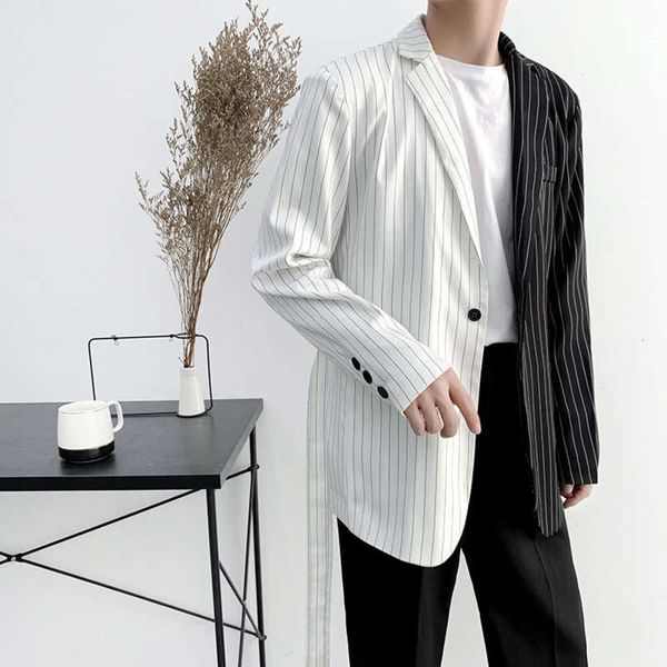 and white contrast casual men's black temperament splicing slim suit nightclub coat stripe, White;black
and white contrast casual men's black temperament splicing slim suit nightclub coat stripe, White;black