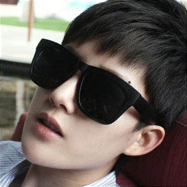 gm women's sunglasses, men's fashion net red special driving polarizer 2020 new anti ultraviolet glasses, White;black
gm women's sunglasses, men's fashion net red special driving polarizer 2020 new anti ultraviolet glasses, White;black
