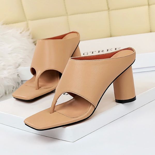 2020 Summer Women Block 8cm High Heels White Mules Square Thick Heels Slippers Square Toe Sandals Flip Flops Pumps Casual Shoes #oe38, Black
2020 Summer Women Block 8cm High Heels White Mules Square Thick Heels Slippers Square Toe Sandals Flip Flops Pumps Casual Shoes #oe38, Black