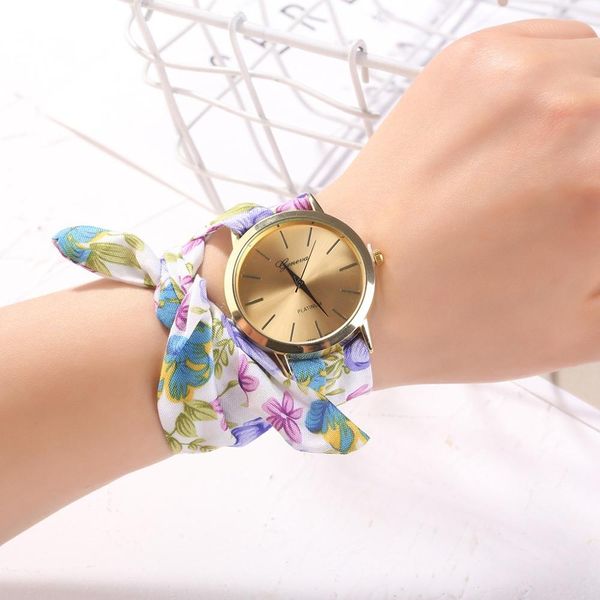 luxury 2021 design ladies flower cloth wristwatch fashion women dress watch fabric watch sweet girls bracelet watch fashion des, Slivery;brown
luxury 2021 design ladies flower cloth wristwatch fashion women dress watch fabric watch sweet girls bracelet watch fashion des, Slivery;brown