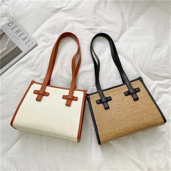 trendy 2020 korean version of the new fashion pu leather personality shoulder bag creative woven large capacity small square bag
trendy 2020 korean version of the new fashion pu leather personality shoulder bag creative woven large capacity small square bag