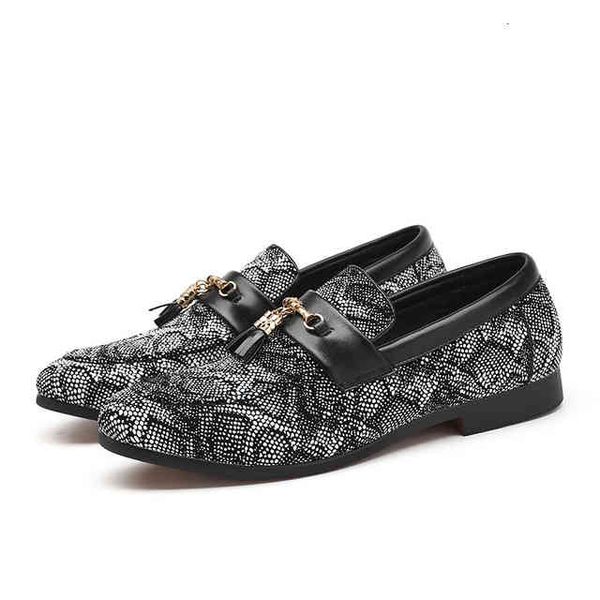 business luxury men handmade loafers snake pattern designer metal buckle tassel mens wedding party flats dress shoes plus size:39-46 q-451, Black
business luxury men handmade loafers snake pattern designer metal buckle tassel mens wedding party flats dress shoes plus size:39-46 q-451, Black
