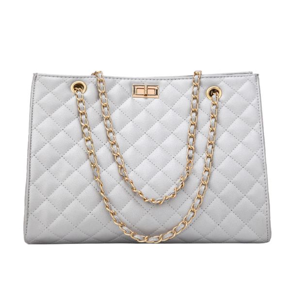 large capacity women pu leather shoulder bag female chain crossbody bag new fashion designer ladies messenger bags c1223
large capacity women pu leather shoulder bag female chain crossbody bag new fashion designer ladies messenger bags c1223