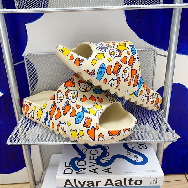 2022 slrn slipper sandals sandal graffiti desert sand triple black white resin west slide foam runner sesame street pattern pure core slippe
2022 slrn slipper sandals sandal graffiti desert sand triple black white resin west slide foam runner sesame street pattern pure core slippe