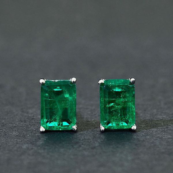 2020 new emerald earrings ins european and american explosion earrings synthetic accessories, Golden;silver
2020 new emerald earrings ins european and american explosion earrings synthetic accessories, Golden;silver