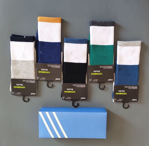 2020 mens womens socks fashion solid color sport cotton breathable with 5 colors stocking couple hip hop socks for felmale male, Black
2020 mens womens socks fashion solid color sport cotton breathable with 5 colors stocking couple hip hop socks for felmale male, Black