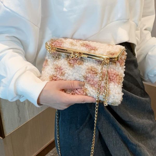 elegant fur contrast color bucket bag 2020 winter fashion new wool women's designer handbag chain shoulder messenger bags
elegant fur contrast color bucket bag 2020 winter fashion new wool women's designer handbag chain shoulder messenger bags