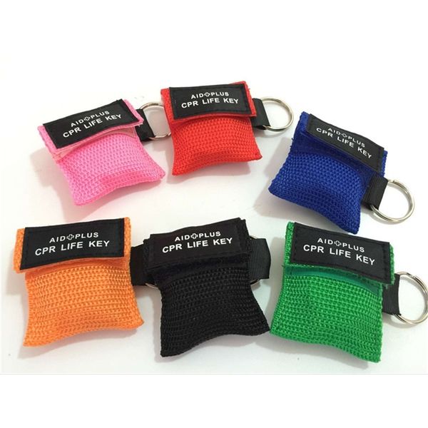 simple 1pcs cpr resuscitator mask keychain outdoor emergency face shield breathing mask mouth breath one-way valve for health care tool
simple 1pcs cpr resuscitator mask keychain outdoor emergency face shield breathing mask mouth breath one-way valve for health care tool