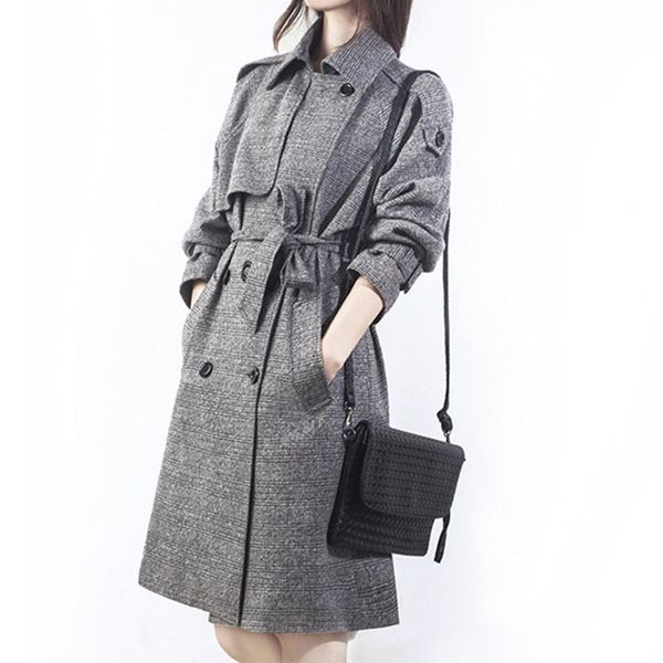 new 2021 spring autumn long trench coat women casual windbreaker female double breasted lattice long overcoat coat with belt, Tan;black
new 2021 spring autumn long trench coat women casual windbreaker female double breasted lattice long overcoat coat with belt, Tan;black