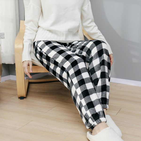 2021 new women's winter-wear plaid-standard flannel thicken female sleepwear plus size elastic waist loose ladies'pants 4wsa, Black;white
2021 new women's winter-wear plaid-standard flannel thicken female sleepwear plus size elastic waist loose ladies'pants 4wsa, Black;white
