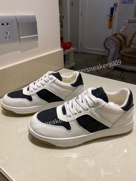 2022 mens shoes sneaker womens paris black white letter colorful blue bright red rice ash grey silvery retro ladies designer casual trainers
2022 mens shoes sneaker womens paris black white letter colorful blue bright red rice ash grey silvery retro ladies designer casual trainers