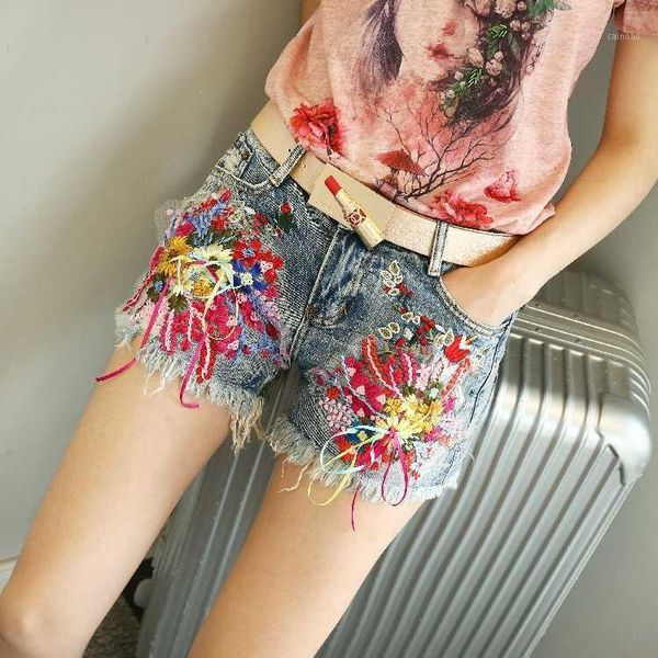 qa1202 pantalon corto mujer new arrival brand quality embroidery sequin denim shorts women summer jeans1, White;black
qa1202 pantalon corto mujer new arrival brand quality embroidery sequin denim shorts women summer jeans1, White;black