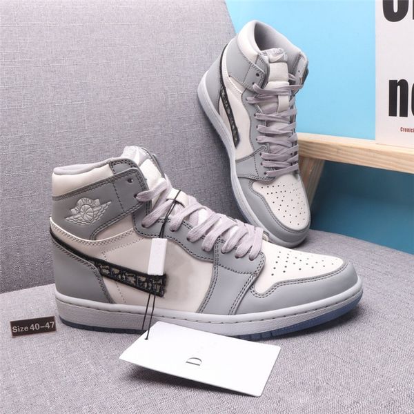 марка casual спортивная обувь мужчины и женщины высокого и низкого кожа 1s og скейтборд обувь мужская мода zapatos размер обуви 36-44, Black
марка casual спортивная обувь мужчины и женщины высокого и низкого кожа 1s og скейтборд обувь мужская мода zapatos размер обуви 36-44, Black