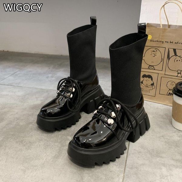 boots 2021 autumn women's platform small leather shoes fashion patent short stretch1, Black
boots 2021 autumn women's platform small leather shoes fashion patent short stretch1, Black