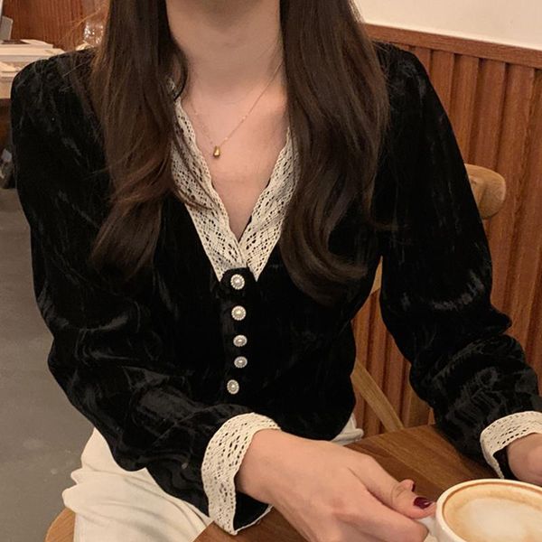 women's blouses & shirts vintage lace patchwork velvet blouse women elegant v-neck single breasted long sleeve female short spring aut, White
women's blouses & shirts vintage lace patchwork velvet blouse women elegant v-neck single breasted long sleeve female short spring aut, White