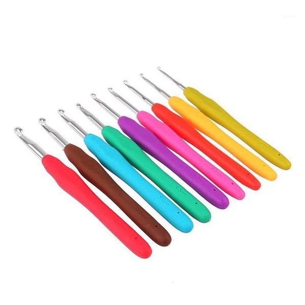 9pcs/set knitting needles soft silica gel handle aluminum crochet hooks for knit loom tool weaving kit plait crochet hook 2-6 mm1, Black
9pcs/set knitting needles soft silica gel handle aluminum crochet hooks for knit loom tool weaving kit plait crochet hook 2-6 mm1, Black