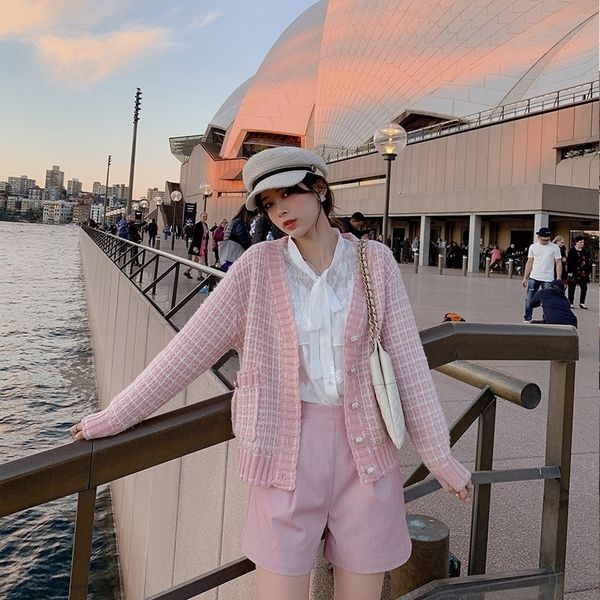 mishow autumn winter women's vintage plaid knitted cardigan korean v-neck long sleeve single-breasted sweater mx19c5236 201023, White;black
mishow autumn winter women's vintage plaid knitted cardigan korean v-neck long sleeve single-breasted sweater mx19c5236 201023, White;black
