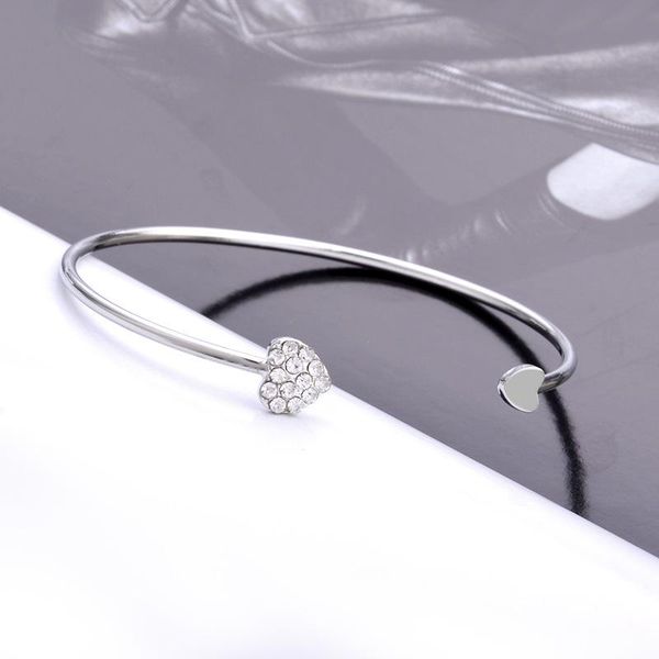 яда подарки open bijoux braceletsbangles для женщин из нержавеющей стали браслеты кристалл ювелирные изделия золотое сердце подарок браслет, Golden;silver
яда подарки open bijoux braceletsbangles для женщин из нержавеющей стали браслеты кристалл ювелирные изделия золотое сердце подарок браслет, Golden;silver