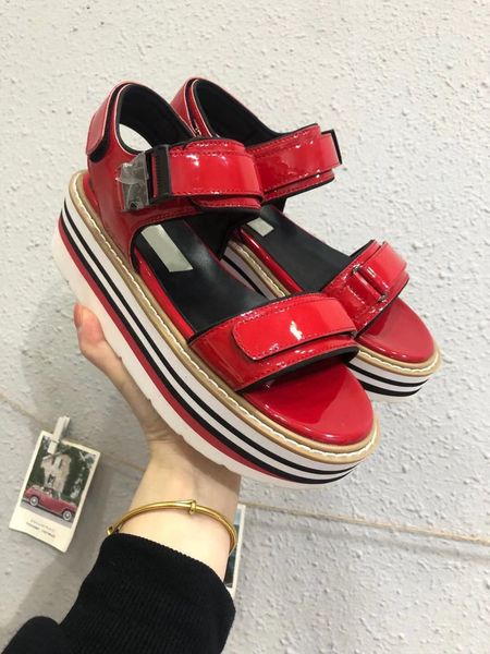 2020 summer new white flat bottomed muffin medium heel sandals women's platform flat bottom casual shoes women's shoes, Black
2020 summer new white flat bottomed muffin medium heel sandals women's platform flat bottom casual shoes women's shoes, Black