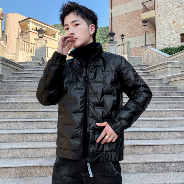 down jacket men's coat warm korean light and thin hooded short handsome fashion winter bright face, Black;brown
down jacket men's coat warm korean light and thin hooded short handsome fashion winter bright face, Black;brown