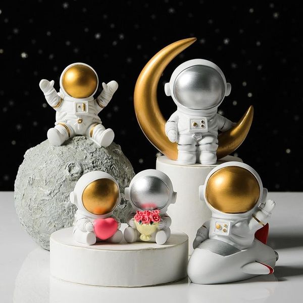 2021 creative resin space astronaut ornaments desk soft outfit studio bookcase modern home valentine's day gift
2021 creative resin space astronaut ornaments desk soft outfit studio bookcase modern home valentine's day gift