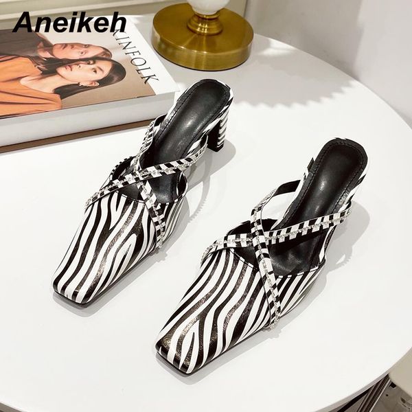 aneikeh 2021 new summer slippers women shoes high heels fashion bling rome animal prints outside pu shallow striped white dress c0129, Black
aneikeh 2021 new summer slippers women shoes high heels fashion bling rome animal prints outside pu shallow striped white dress c0129, Black