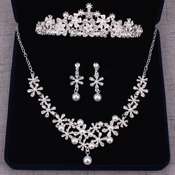 net red new bridal headdress three piece crown necklace set korean dress hairdressing wedding accessories, Silver
net red new bridal headdress three piece crown necklace set korean dress hairdressing wedding accessories, Silver