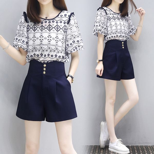 2020 new summer two-piece short sleeve embroidered high waist wide leg shorts and shorts elegant fashion suit for women 6qfpg, Gray
2020 new summer two-piece short sleeve embroidered high waist wide leg shorts and shorts elegant fashion suit for women 6qfpg, Gray