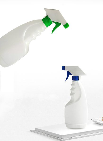 500ml pe plastic spray bottles trigger water sprayer with fine mist for hairdressing salon home & garden use
500ml pe plastic spray bottles trigger water sprayer with fine mist for hairdressing salon home & garden use