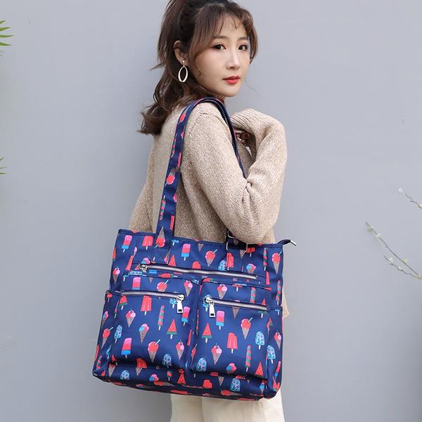 2020 ice cream pattern горячие продажи сумки женщин вскользь большой емкости женщины сумка плеча мода водонепроницаемый мешок нейлон дамы то
2020 ice cream pattern горячие продажи сумки женщин вскользь большой емкости женщины сумка плеча мода водонепроницаемый мешок нейлон дамы то