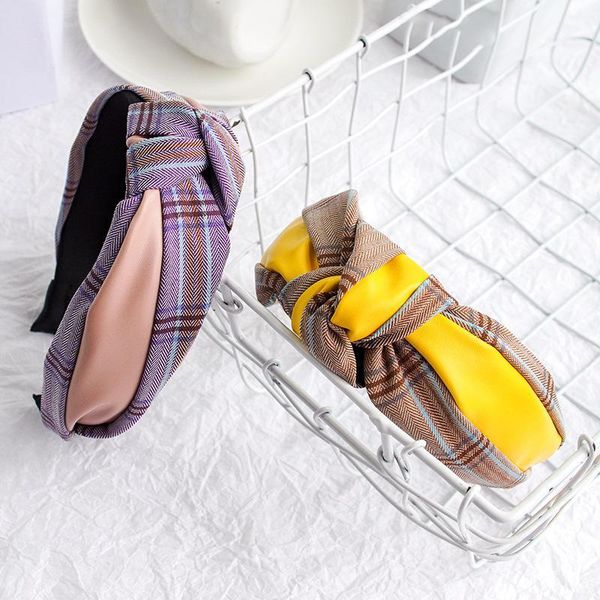 style pu imitation leather knotted grid headband wide-sided fashion lattice striped hairband women headwear, Slivery;white
style pu imitation leather knotted grid headband wide-sided fashion lattice striped hairband women headwear, Slivery;white